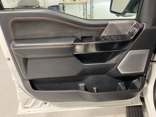 Used 2023 White Ford Platinum image 22