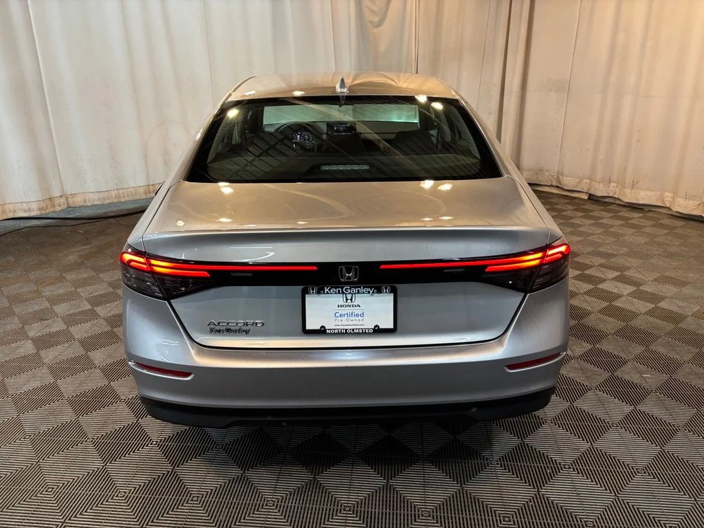 Certified Used 2024 Solar Silver Metallic Honda 1.5T LX image 5
