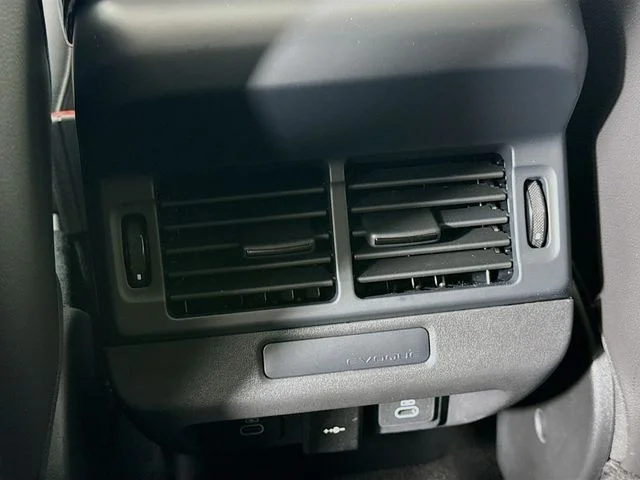 New 2026 Arroios Grey Land Rover S image 27