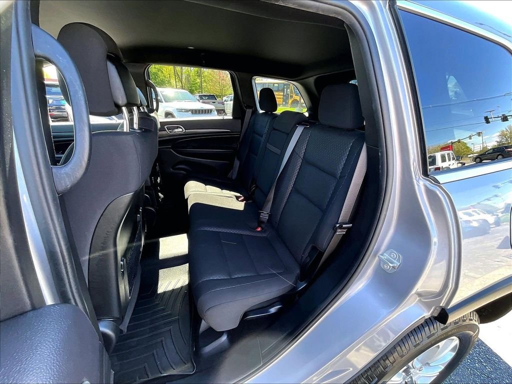Used 2021 Silver Jeep Laredo E image 14