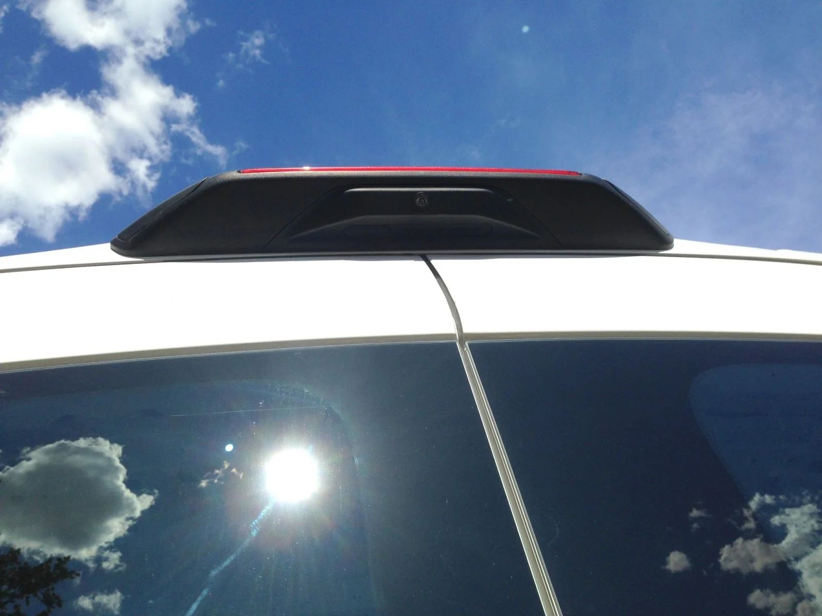 Used 2020 Oxford White Ford w/ rearCam image 18
