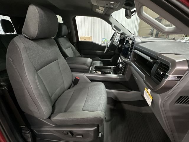 New 2026 Ruby Red Metallic Tinted Clearcoat Ford XLT image 29