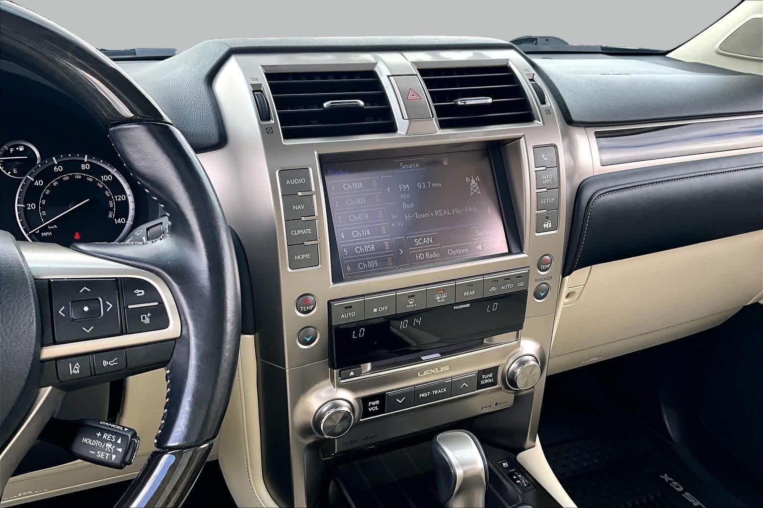 Used 2020 Starfire Pearl Lexus Premium image 7