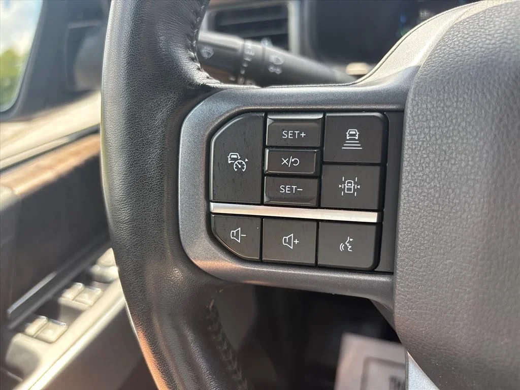 Used 2023 Black Ford Lariat image 31