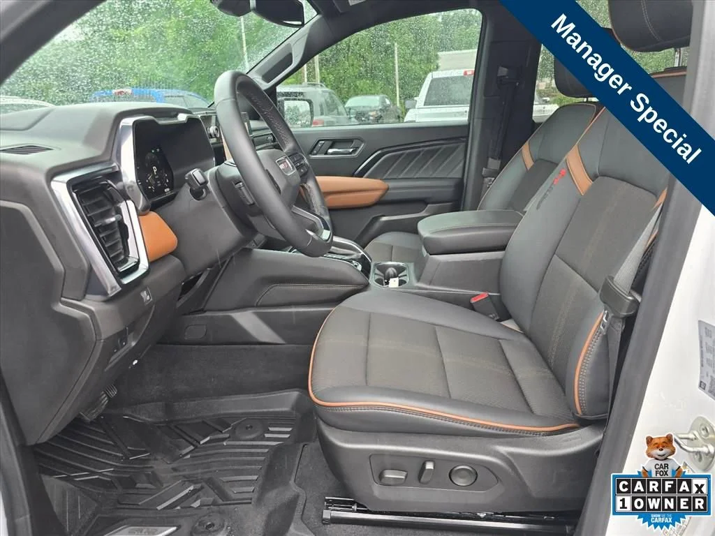 Used 2024 Summit White GMC AT4 image 8