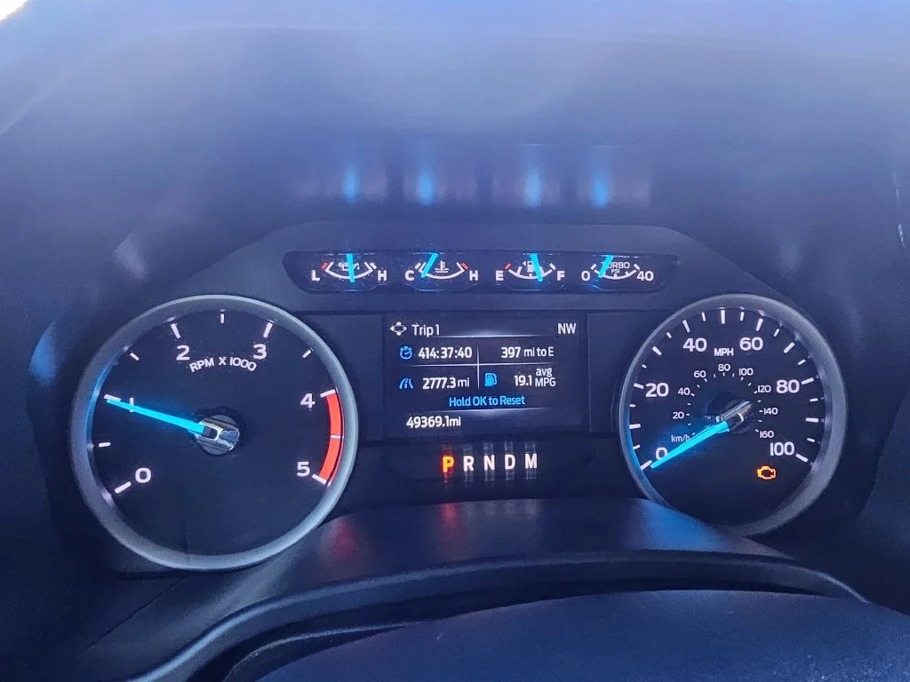Used 2022 Oxford White Ford XLT image 7