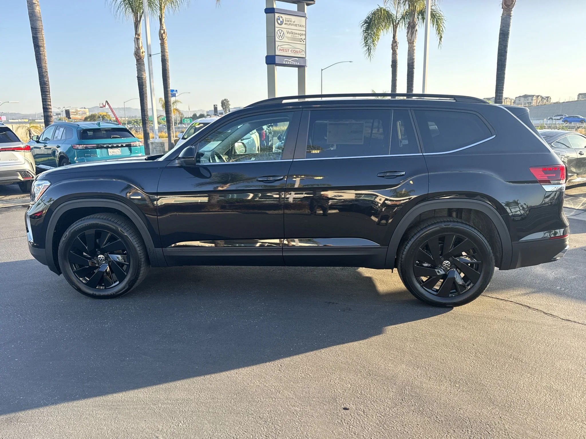 New 2026 Deep Black Pearl Volkswagen 2.0T SE w/Technology image 4
