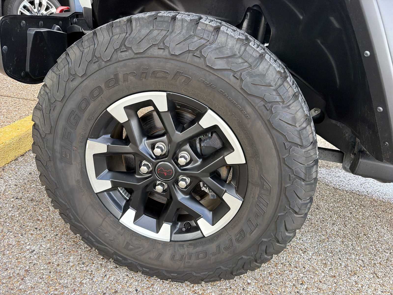 Used 2026 Bright White Clearcoat Jeep Rubicon image 34