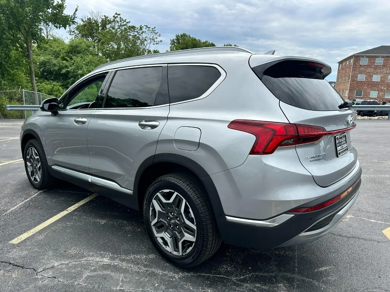 Used 2022 Shimmering Silver Hyundai Limited image 8