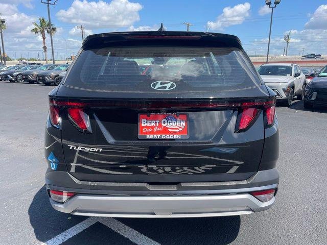 New 2026 Black Hyundai SE FWD image 6