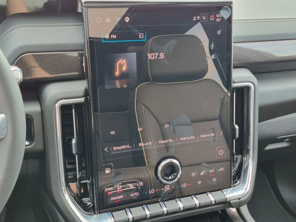 2026 GMC Yukon Elevation - Photo 13