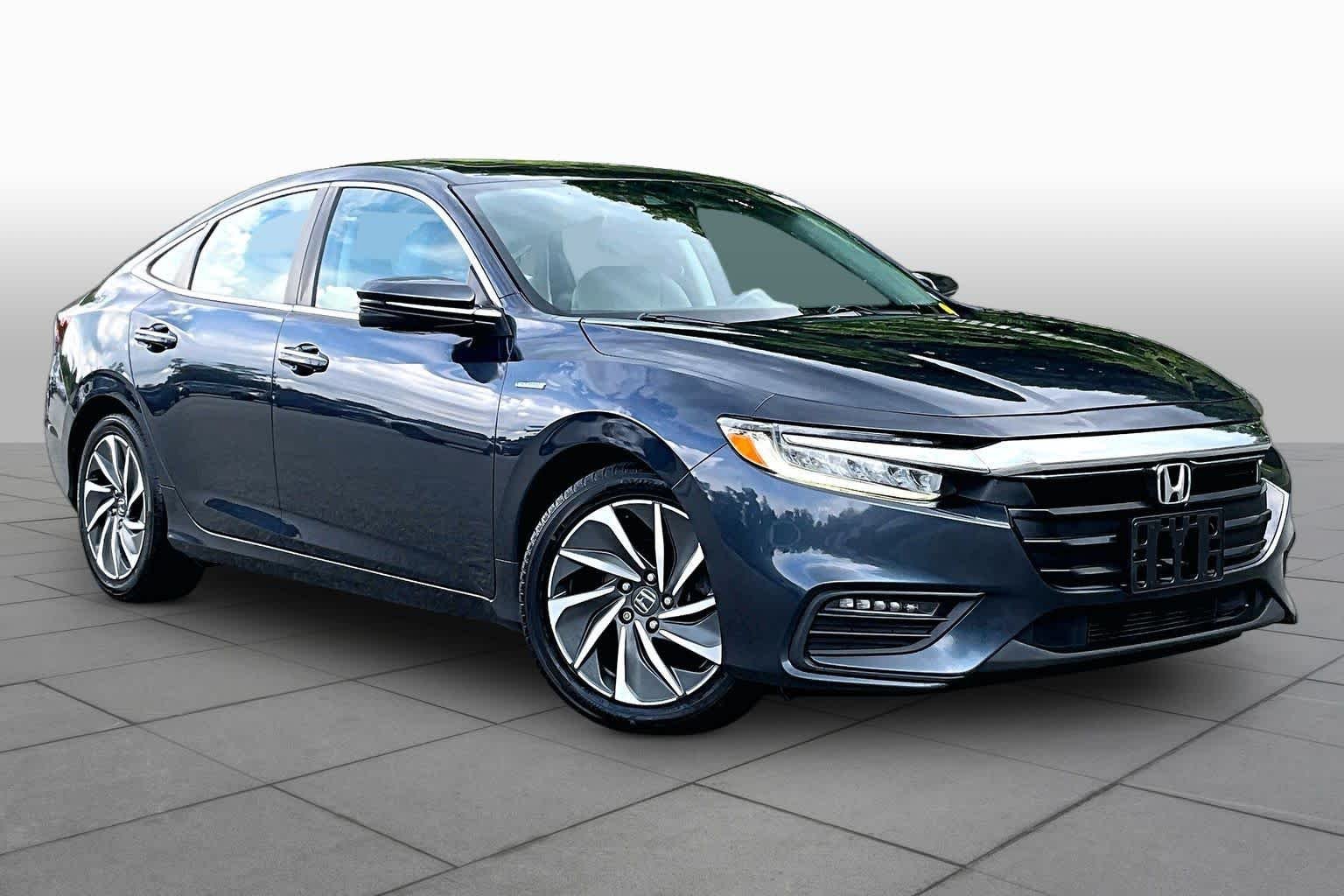 Used 2020 Cosmic Blue Metallic Honda Touring image 3