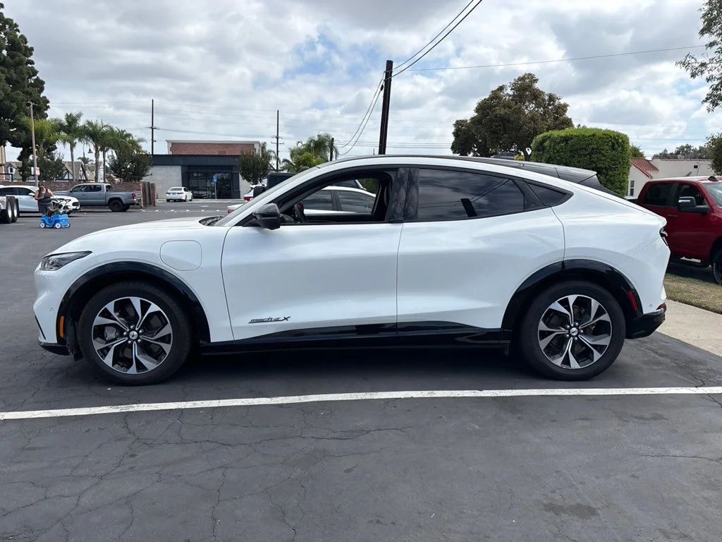 Used 2023 Star White Metallic Tri-Coat Ford Premium image 8