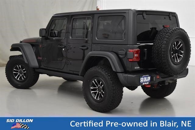 Used 2025 Black Clearcoat Jeep Rubicon image 13