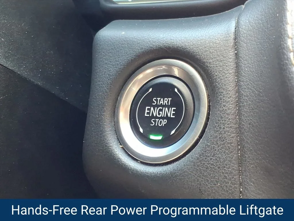 Used 2024 Black Chevrolet Premier image 10