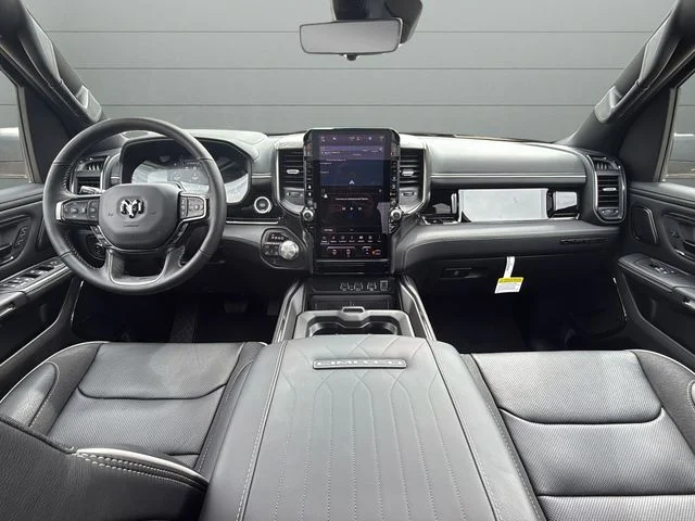 New 2026 Diamond Black Crystal Pearl-Coat Exterior Paint RAM Limited image 12