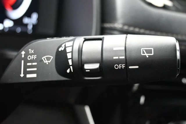Used 2024 Gray Nissan Platinum image 21