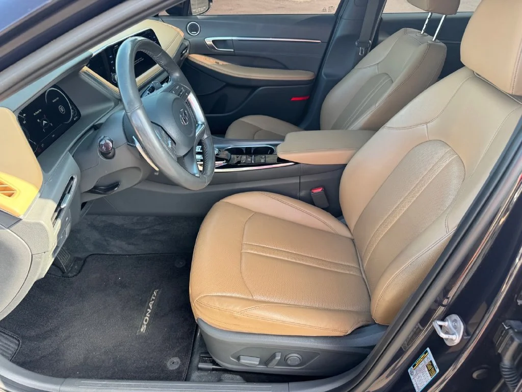 Used 2023 Blue Hyundai Limited image 7