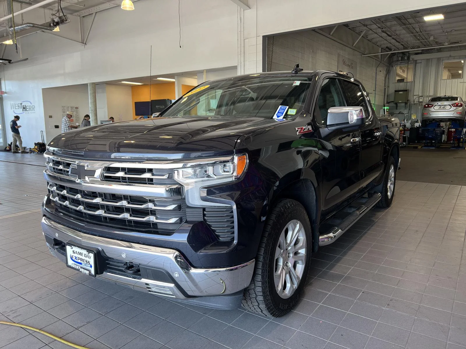 Used 2022 Dark Ash Metallic Chevrolet LTZ image 4