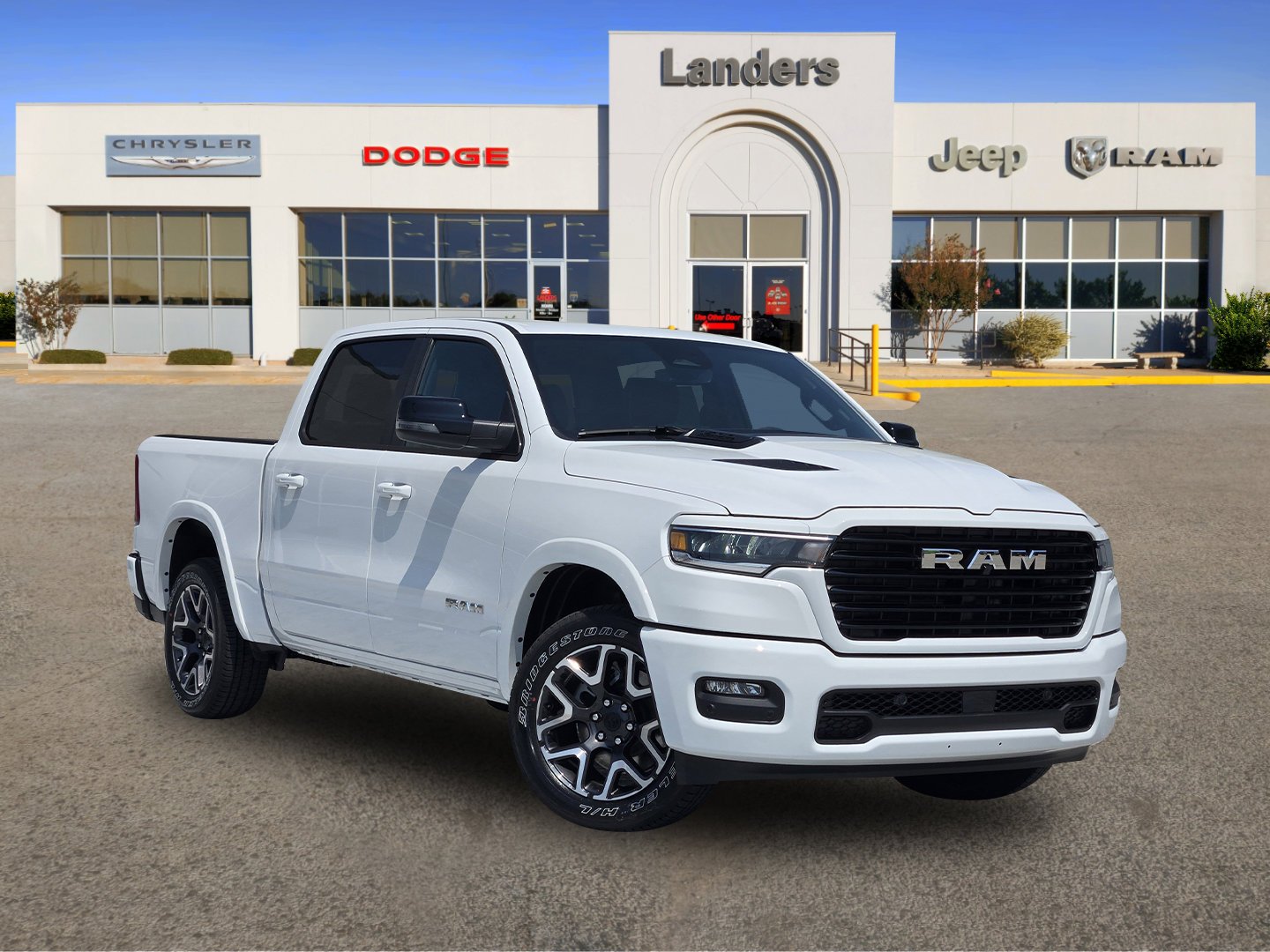 2026 RAM 1500 Laramie 4x4 Crew Cab 5'7's photo