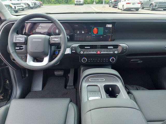 New 2026 Abyss Black Hyundai SEL Premium image 11