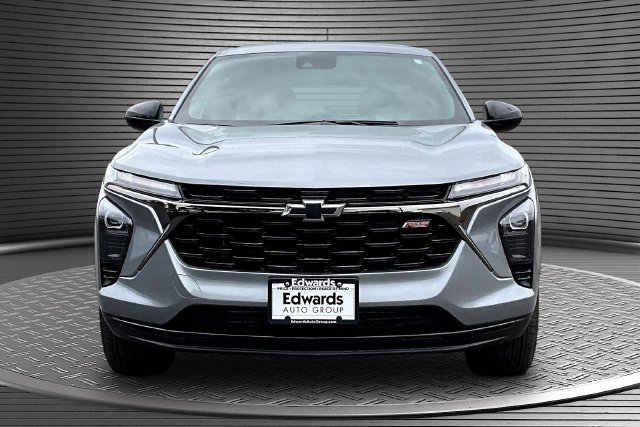 Used 2026 Gray Chevrolet 1RS image 2