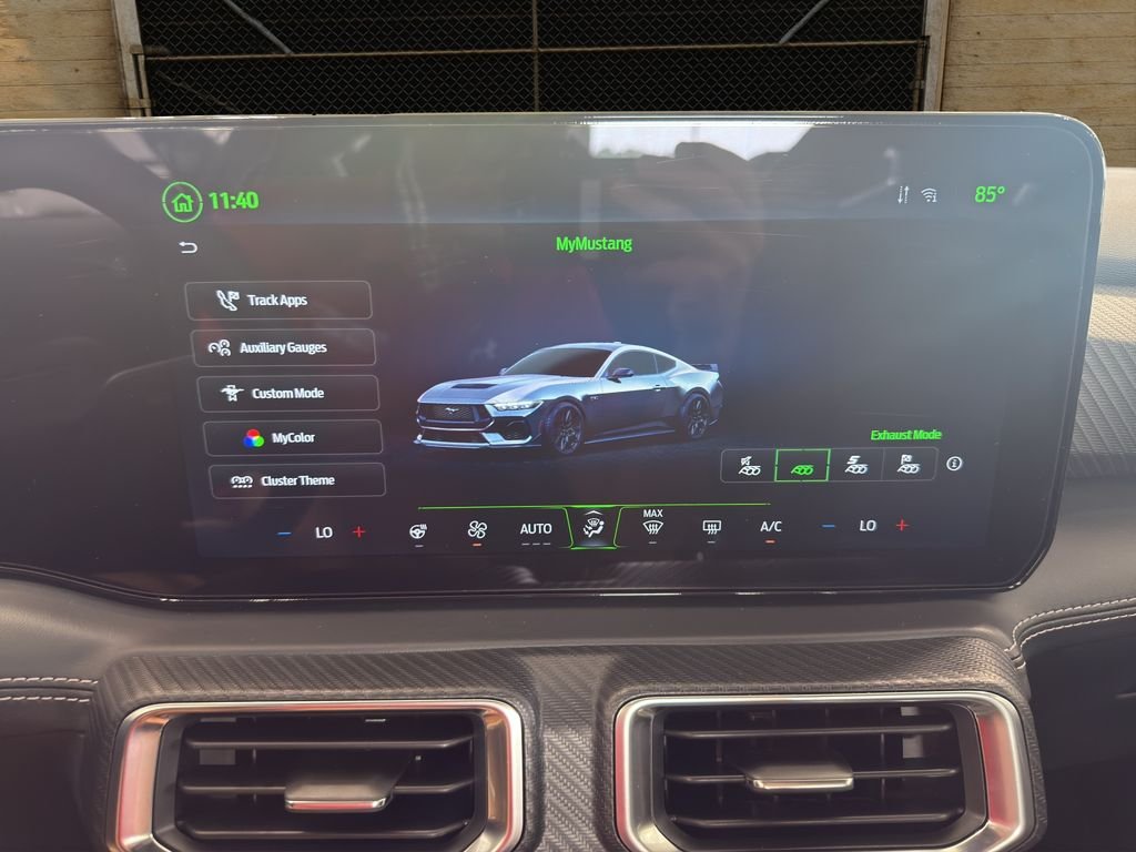 2025 Ford Mustang GT Premium - Photo 32