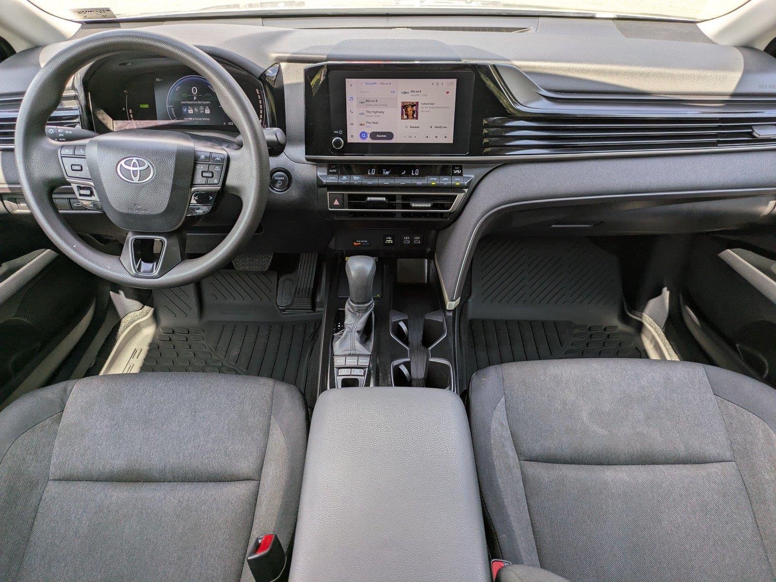 Used 2025  Toyota SE image 14