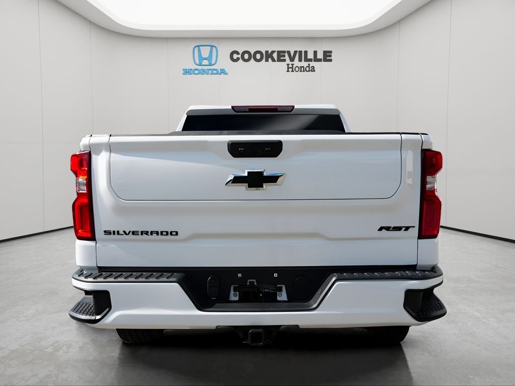 Used 2024 Summit White Chevrolet RST image 7