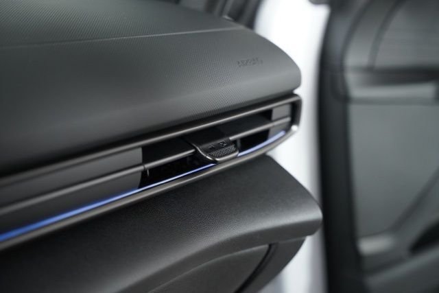 2025 Hyundai Elantra Blue - Photo 15
