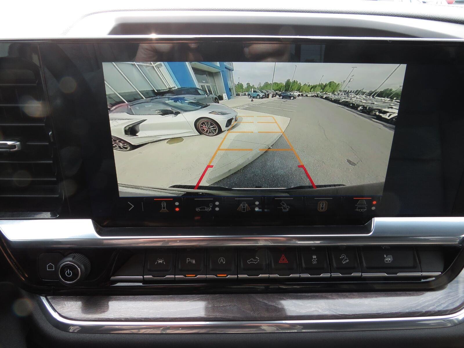 Used 2025 Black Chevrolet LTZ image 31