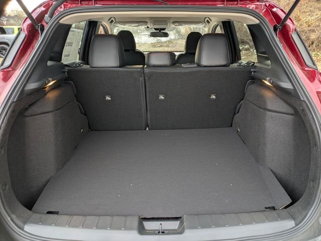 New 2026 Scarlet Ember Tintcoat Nissan SR image 24