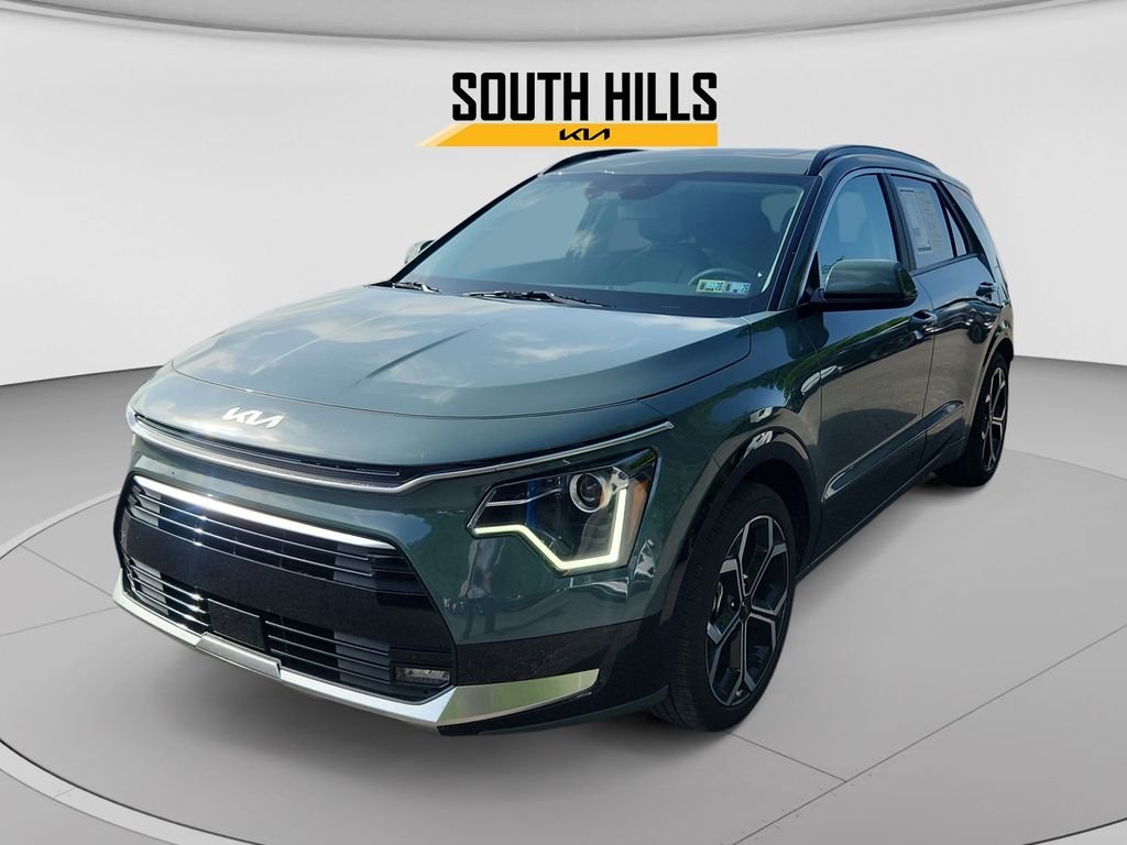 2023 Kia Niro EX Touring HEV's photo