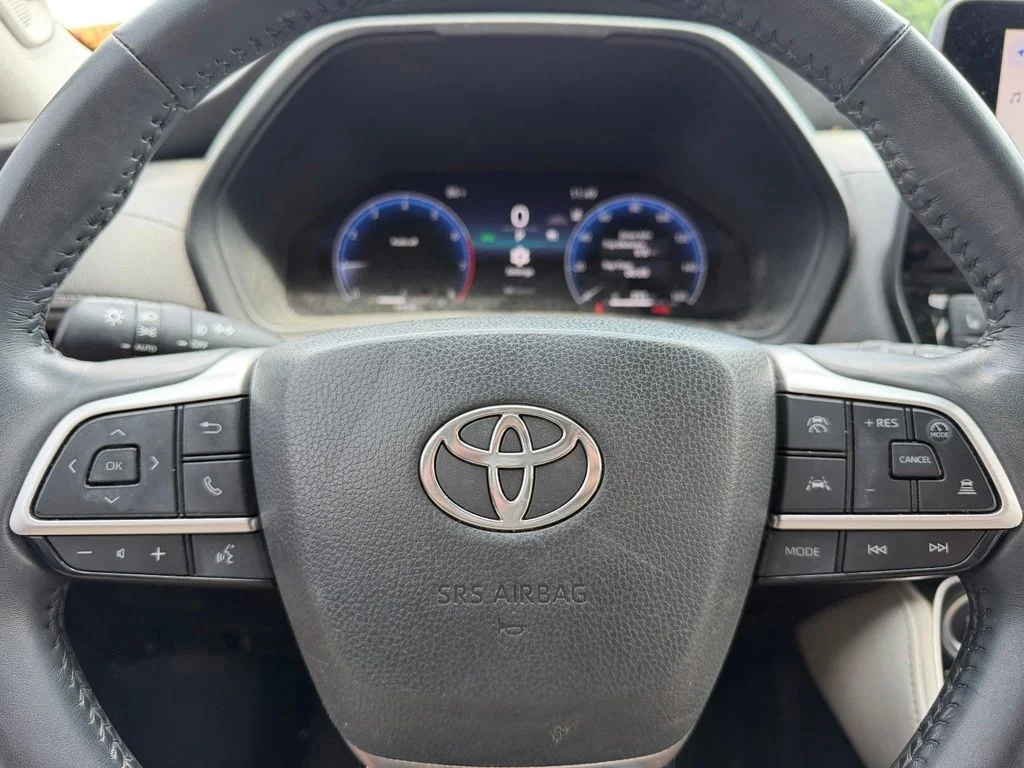 Used 2024 Beige Toyota Limited image 31