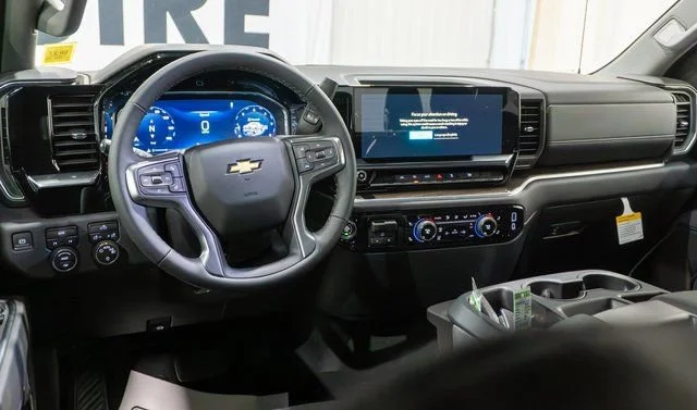 New 2026 Black Chevrolet LT (2FL) image 10