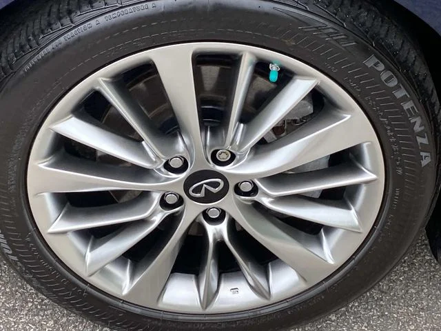 Used 2023 Blue INFINITI LUXE image 31