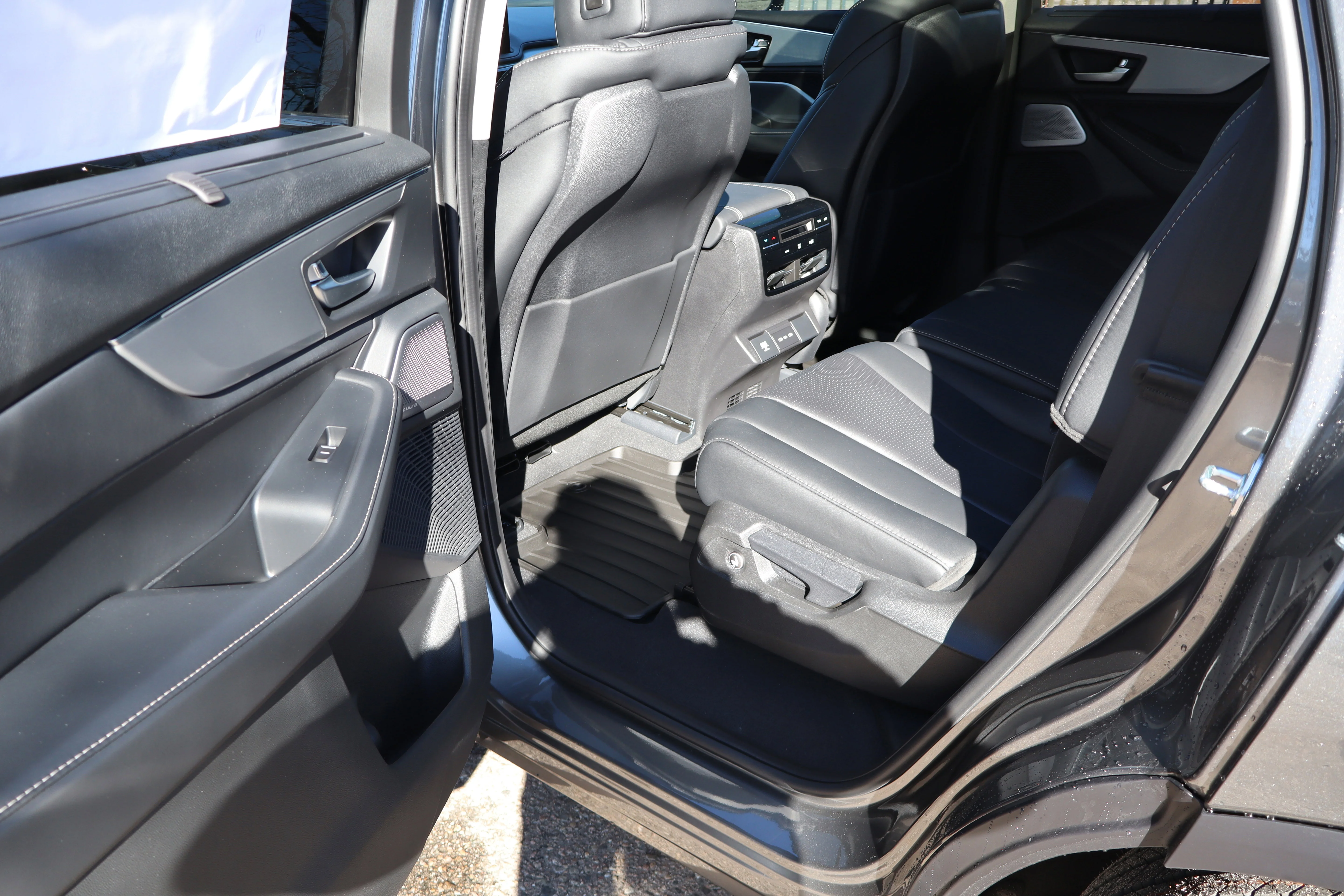 New 2026 Gray Acura w/Technology Package image 25