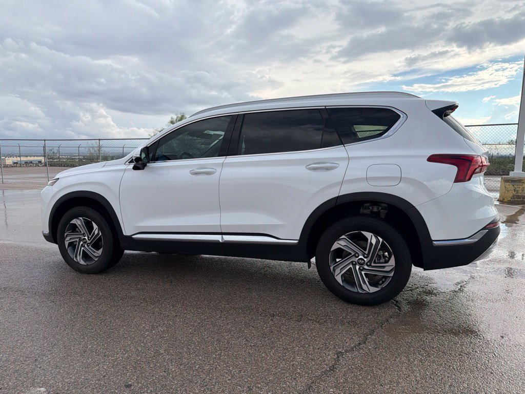 Used 2023 White Hyundai SEL image 5