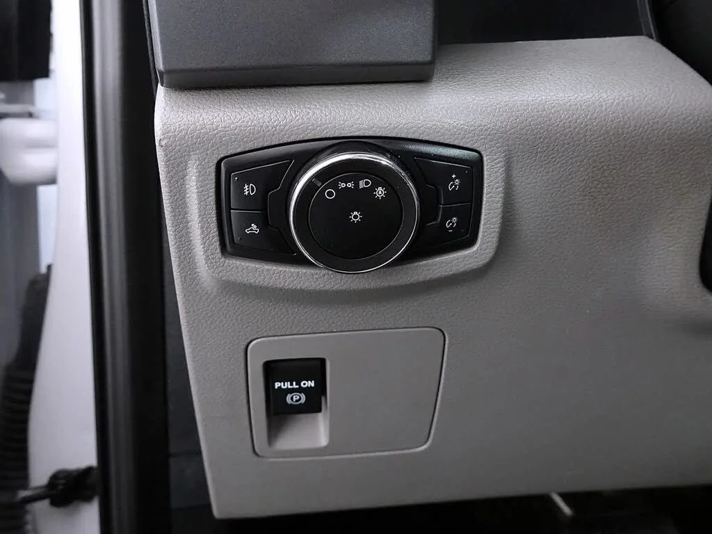 2020 Ford F-150 XLT - Photo 6