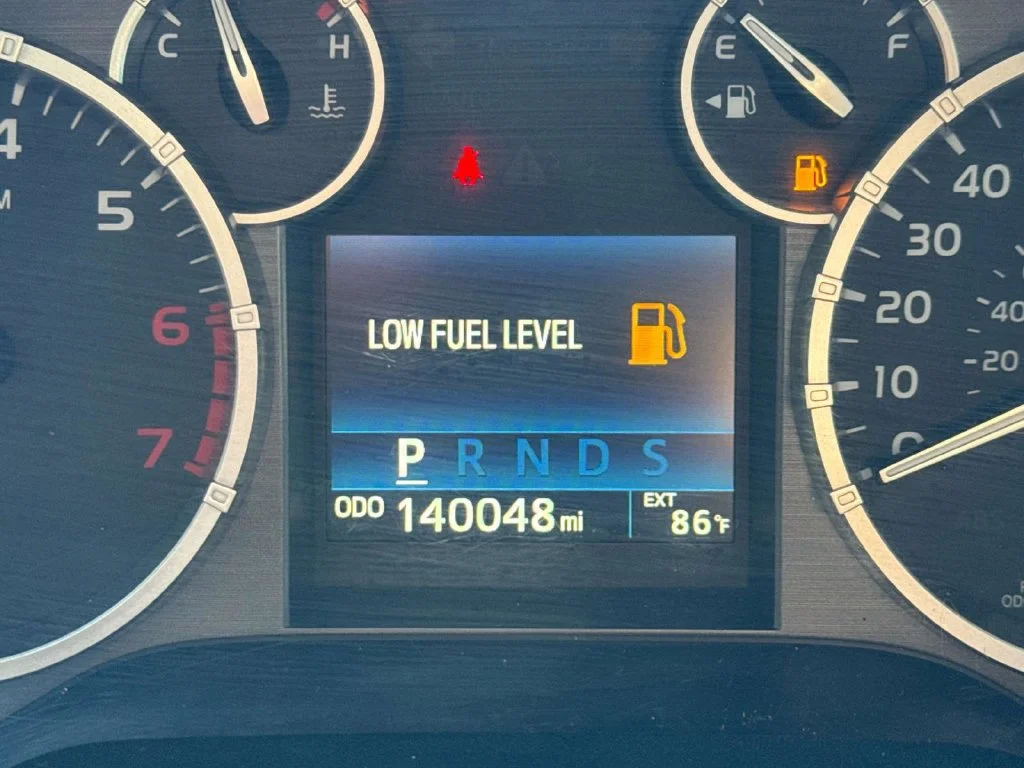 Used 2015 Gray Toyota SR5 image 47