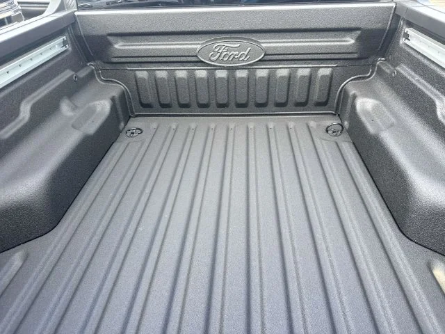 New 2026 Carbonized Gray Metallic Ford Lobo™ image 11