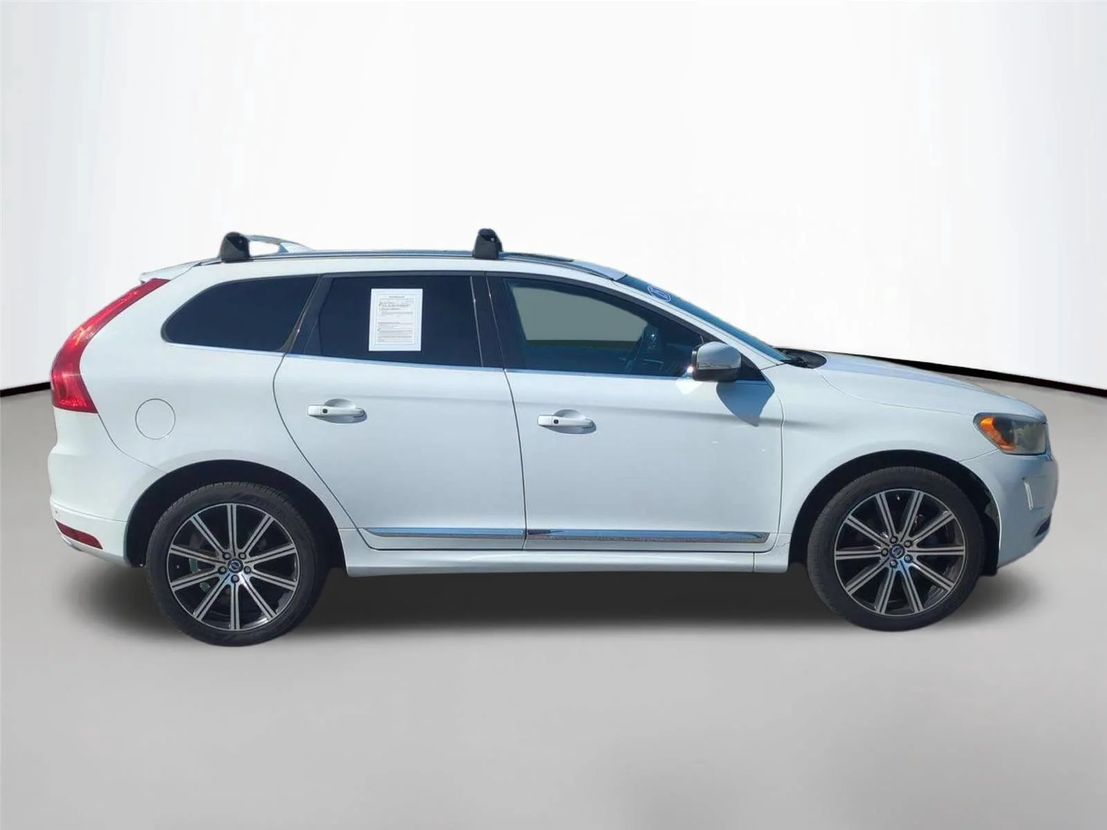Used 2015 Ice White Volvo T5 Drive-E Premier image 6