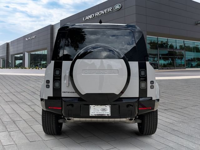 New 2026 Borasco Grey Land Rover X-Dynamic SE image 4