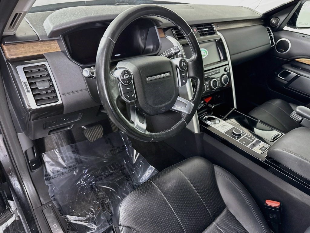 Used 2018 Narvik Black Land Rover HSE image 19