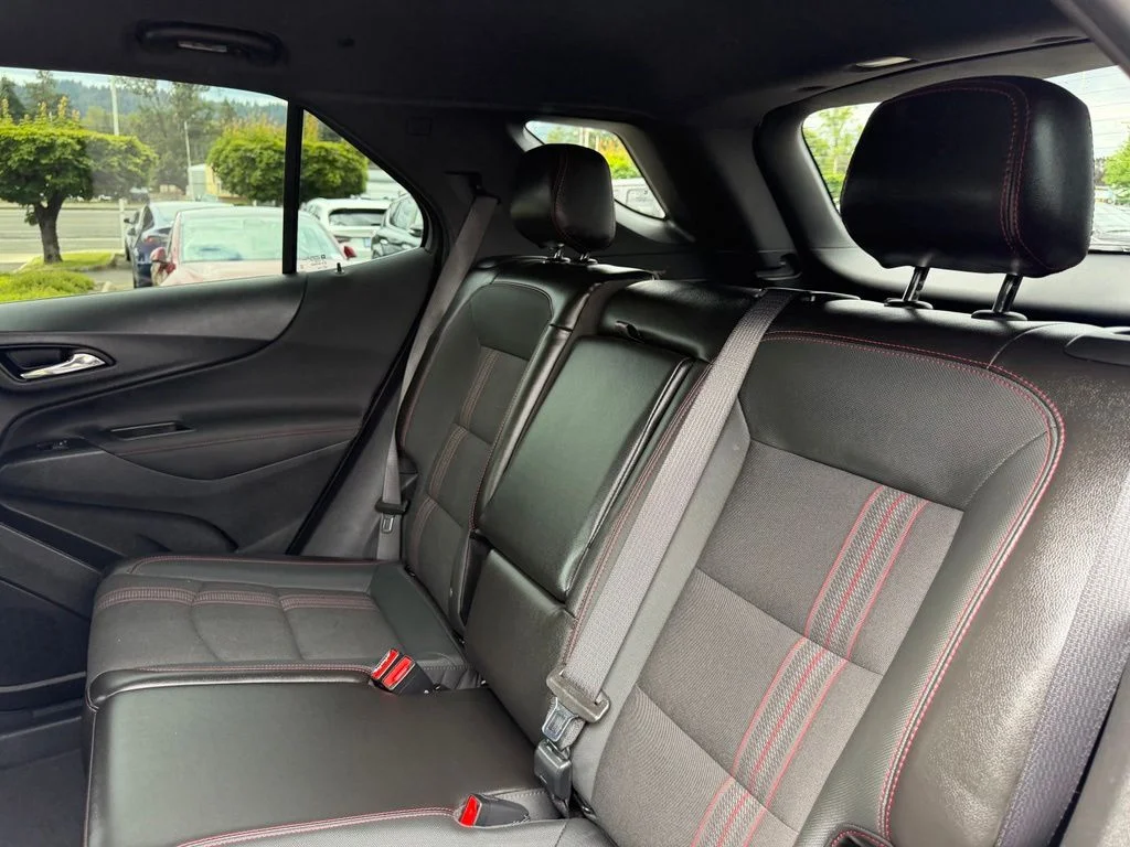 Used 2022 White Chevrolet RS image 29