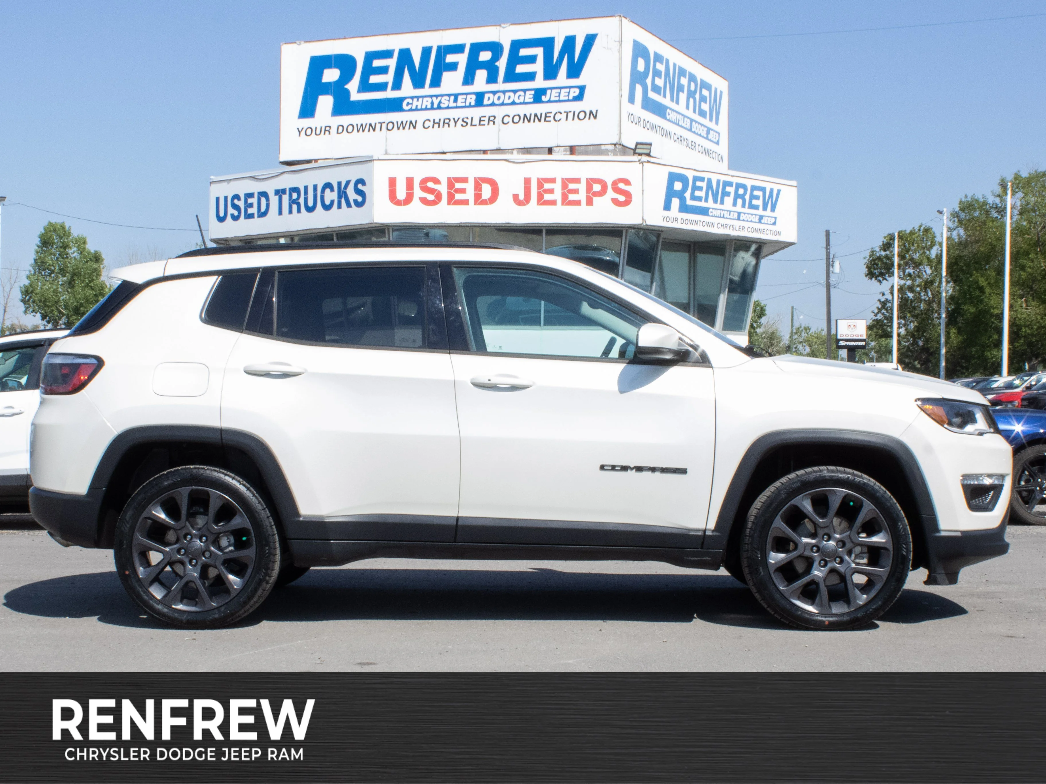 Used 2019 White Jeep Limited* | High Altitude Package | Heated Seats/Steering Wheel | Panoramic Sunroof | BeatsAudio image 1