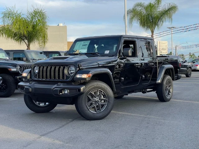 2026 Jeep Gladiator Sport S