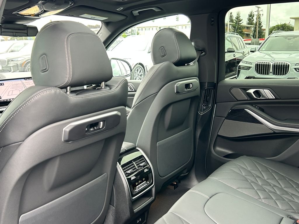 New 2026 Brooklyn Grey Metallic BMW xDrive50e image 31