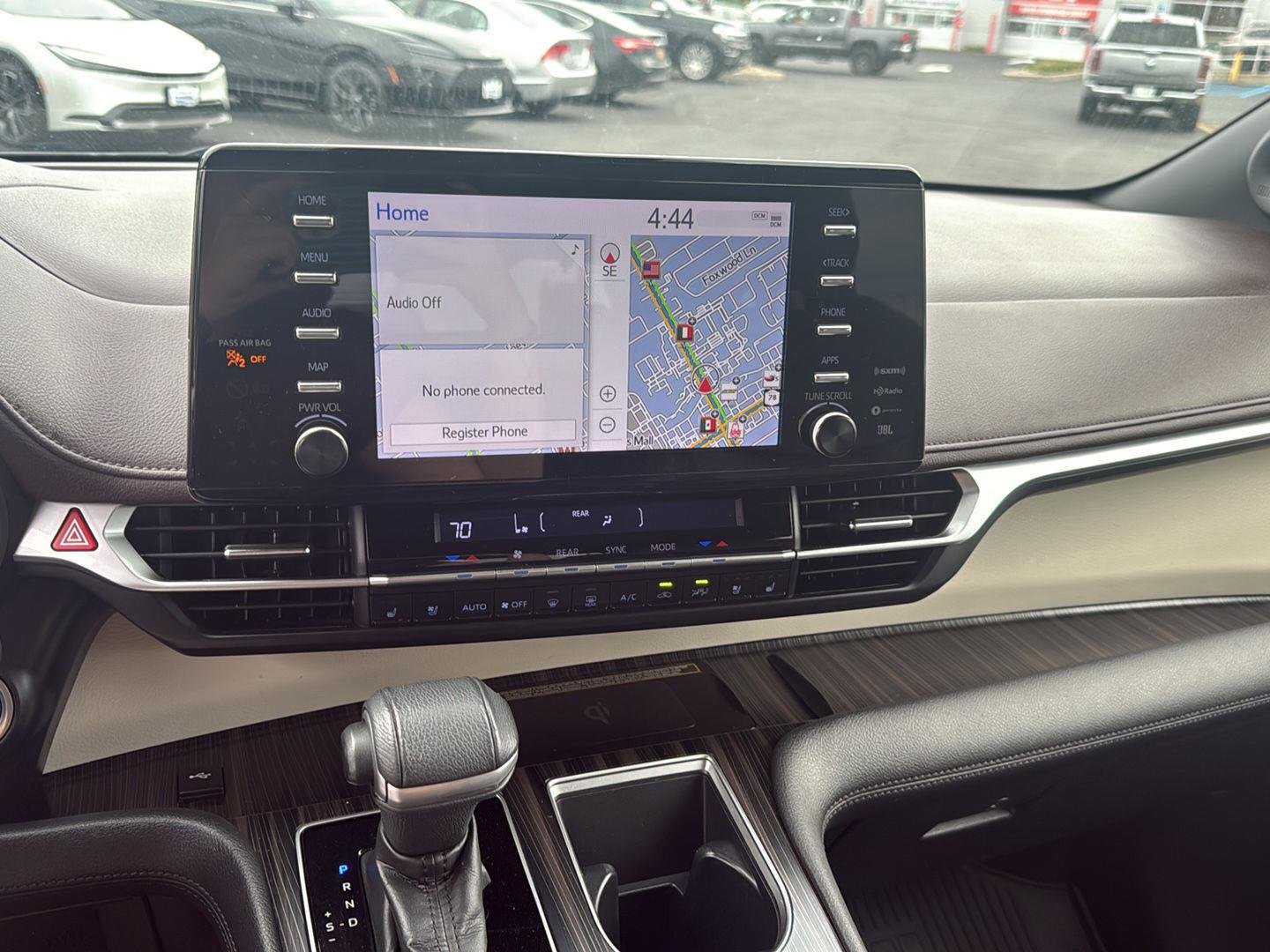 Used 2022 Windchill Pearl Toyota Platinum 7-Passenger image 11