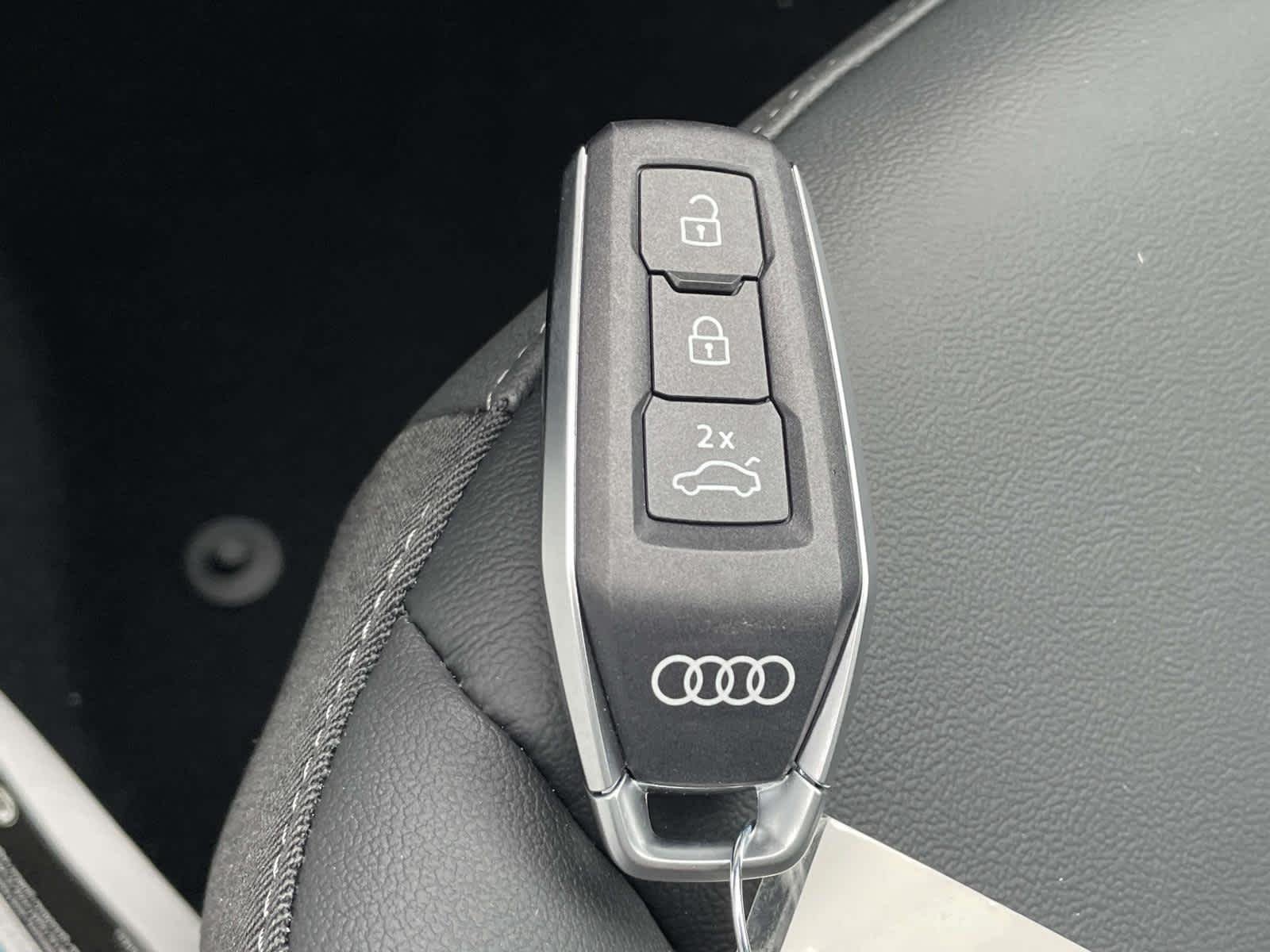 New 2026 2Y2Y/White Audi Premium image 4